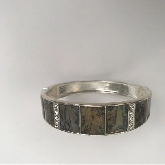 Nacre bracelet - Picture 4 of 12